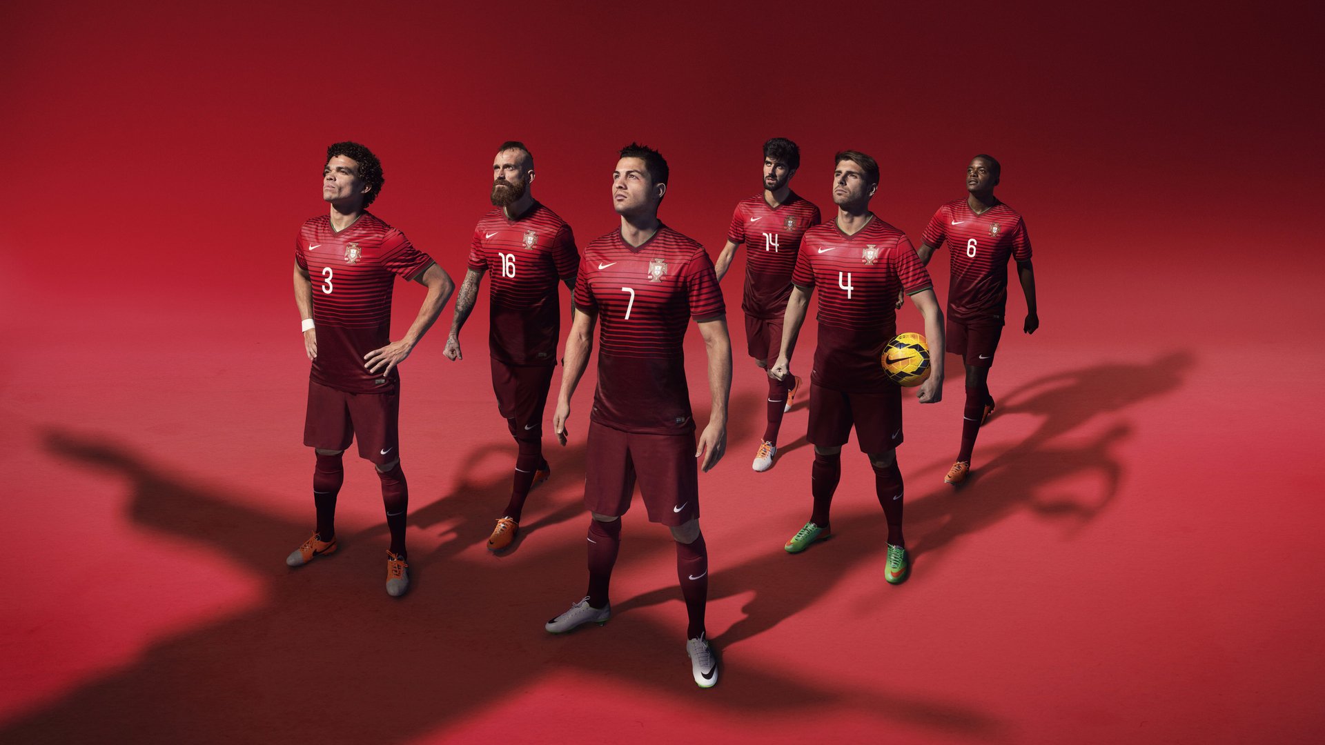 英超外援青训融合模式对年轻球员成长的助力，英超青训最好的球队